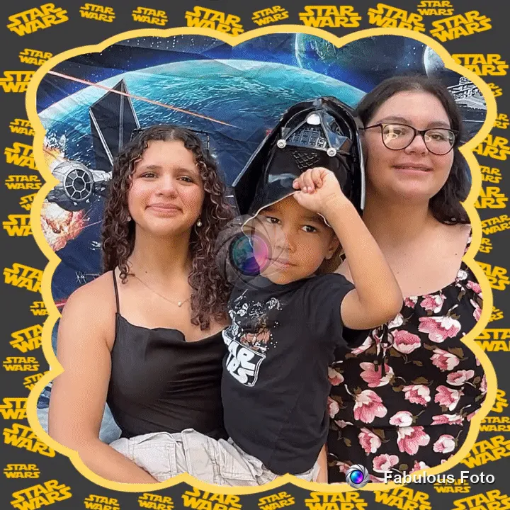 Photo booth GIF